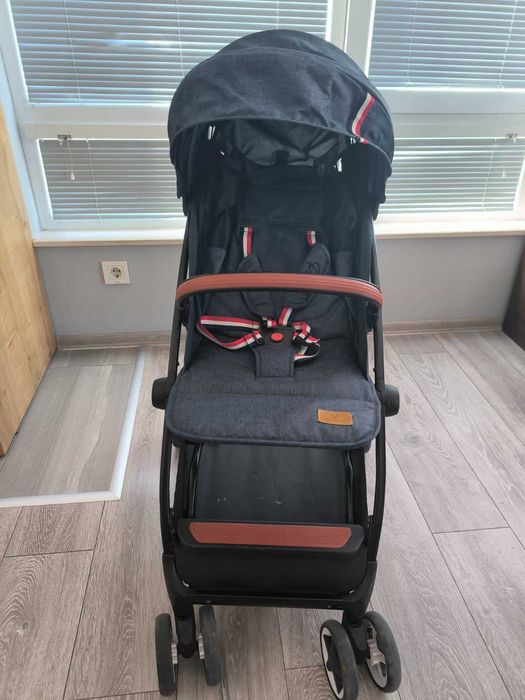 Бебешка и детска количка Cangaroo Paris