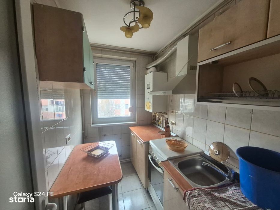 Apartament 3 camere de vânzare – Dărmăneșt — fotografia 3
