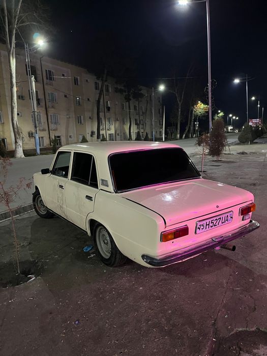Vaz 21013 sotiladi