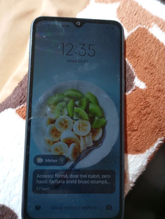 Vând telefon Redmi 9 AT in stare bună