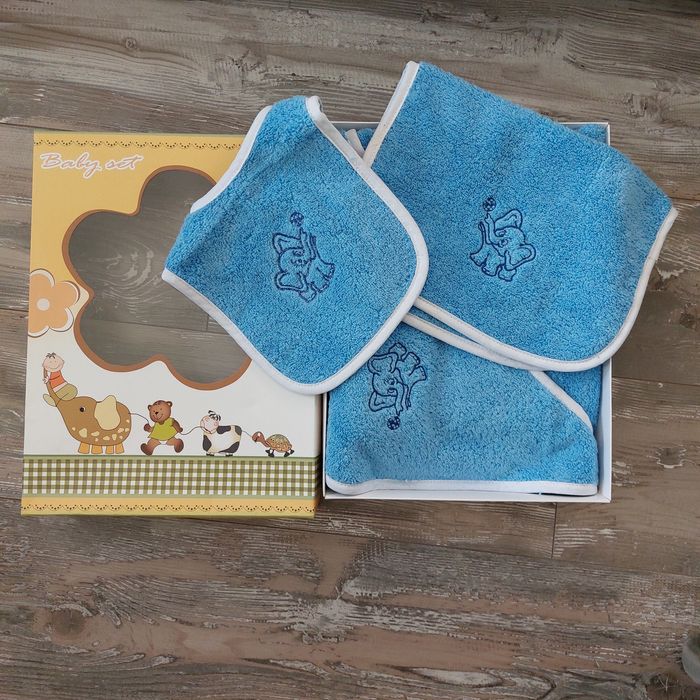 Нов бебешки комплект за баня на Яна Панагюрище