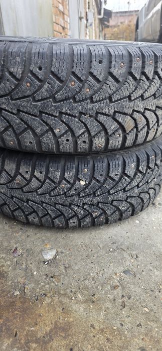 Шины 2шт. 205/60 R15 шип