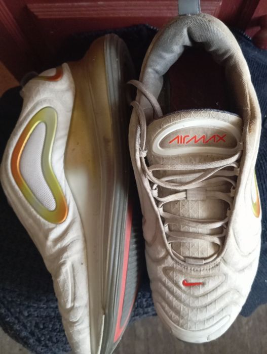 Три чифта маратонки NIKE Air max 720, 720-818