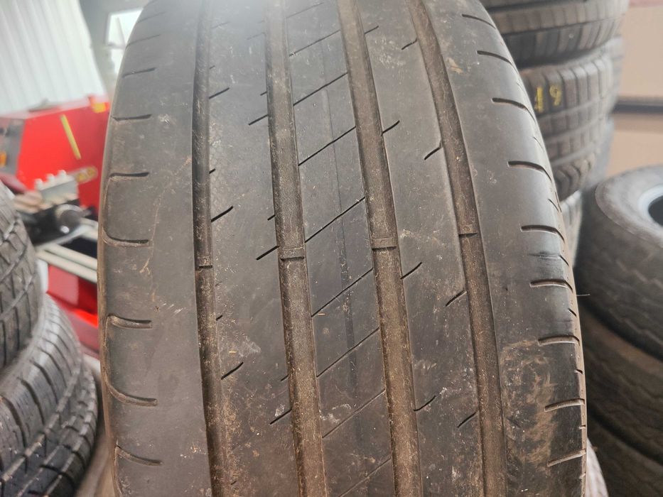 2бр.летни гуми 225/50/17 Goodyear