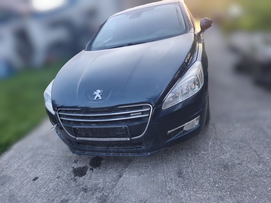 Plansa de bord cu head up display Peugeot 508 hybrid4 2012 airbag volan centuri Peugeot 508 hybrid