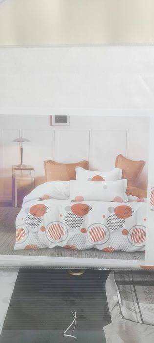 Vând lenjerie de pat