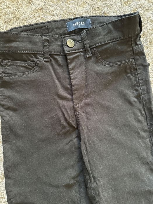 Разкроен панталон pieces