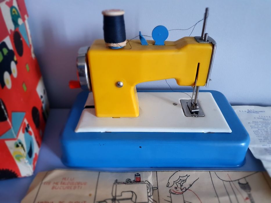 Jucarie veche romaneasca Metaloglobus