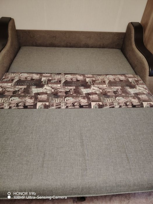 Срочно продам диван