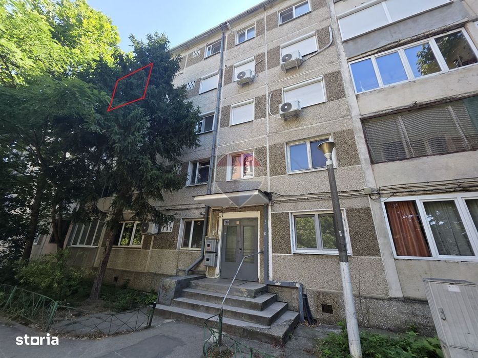 Apartament 3 camere, zona Sagului - Piata Doina, pret excelent — fotografia 1