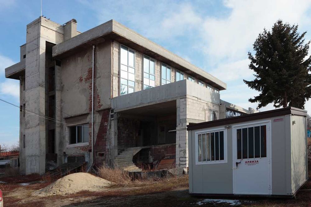 Продава се Офис в с. Лесново, Област София-област - 1634 кв.м за 437 €/кв.м - Снимка #8