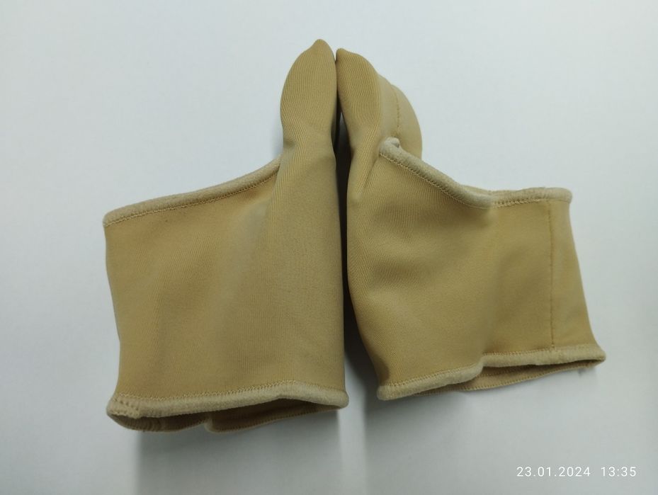 Разделител на пръсти при Халукс Валгус (кокалче) на крак