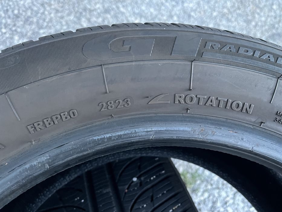 2бр 215/55/16 на 6мм с 23дот