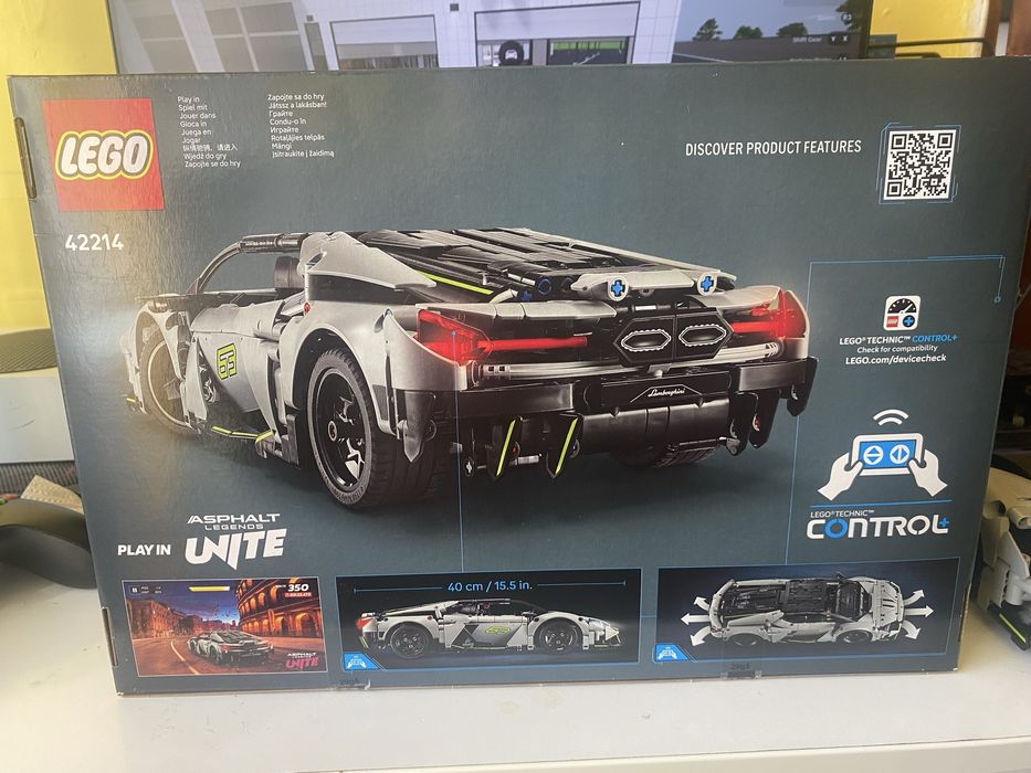 vand masina lego lamborghini revuelto technic
