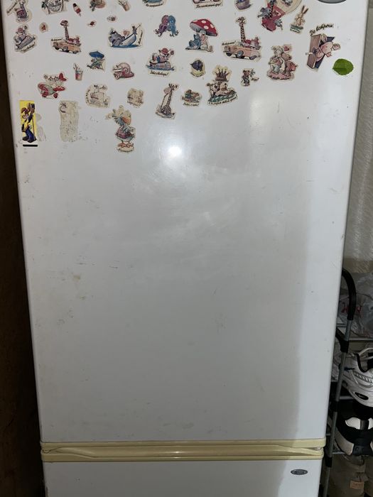 Продам холодильник