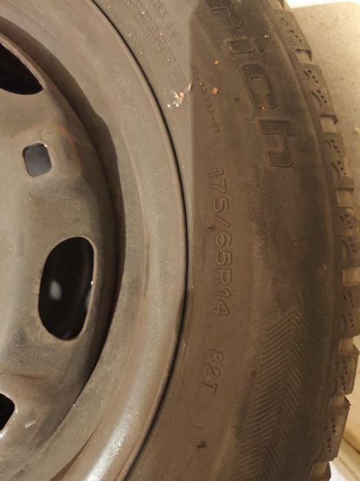 Vand jante pe 14''/cauciucuri 165/70/14 iarna Volkswagen polo/ibiza