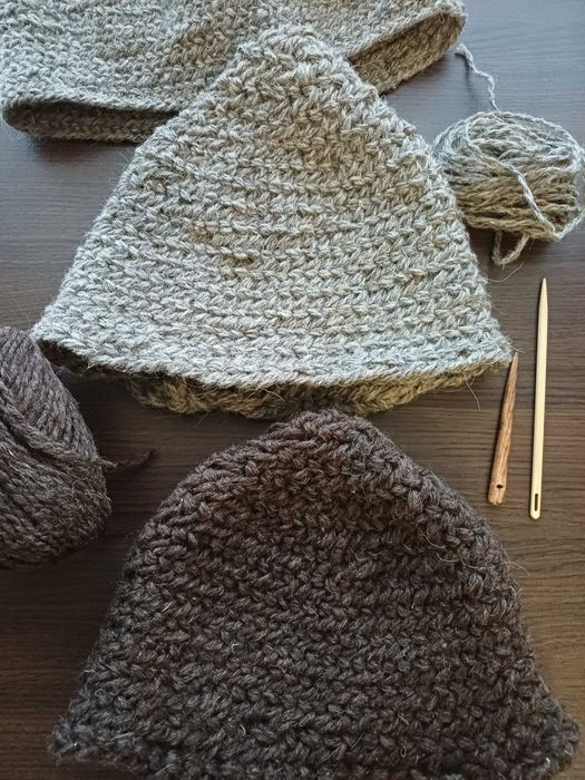 Вълнени Шапки Нолбайндинг/Nalbinding, Ръкавици и Чорапи.