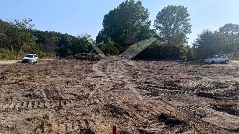 Парцел - с. Константиново - 90115