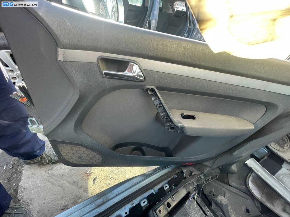 Tapiterie Panou Fata Interioara Piele Neagra de pe Usa Portiera Dreapta Fata Volkswagen Touran 2003 - 2010
