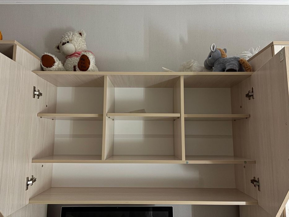 Мебель и кровать