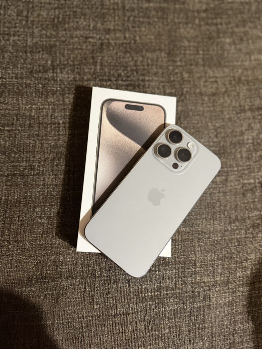 Продавам iPhone 15 Pro 512 GB – Silver – Перфектно състояние