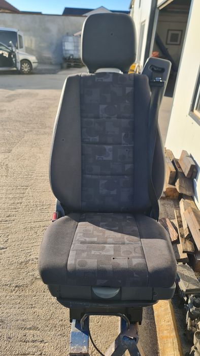 Vand scaun șofer mercedes atego