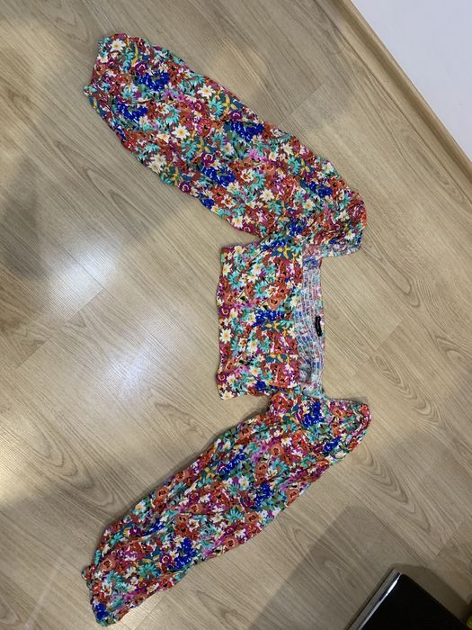 Дамски топ.