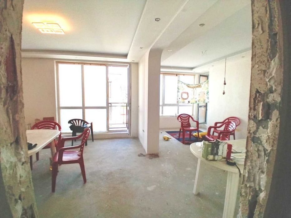 Продава се Тристаен апартамент в София, Люлин 7 - 129 кв.м за 1122 €/кв.м - Снимка #2