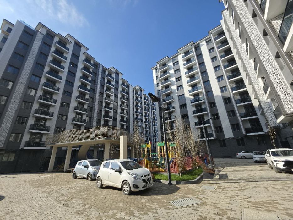 Продается 3 ком. Квартира площадью 90 кв.м. По ул. Октябрьская