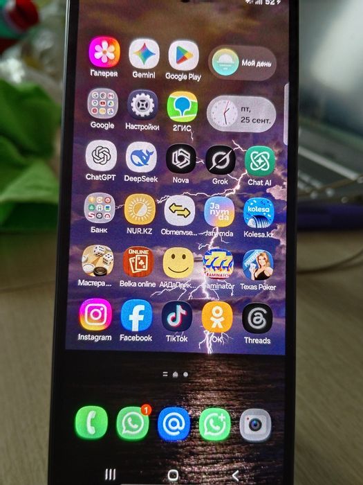 Samsung Galaxy Fold 8 ULTRA 5G Продам.