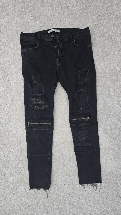 Мъжки дънки zara man и бершка