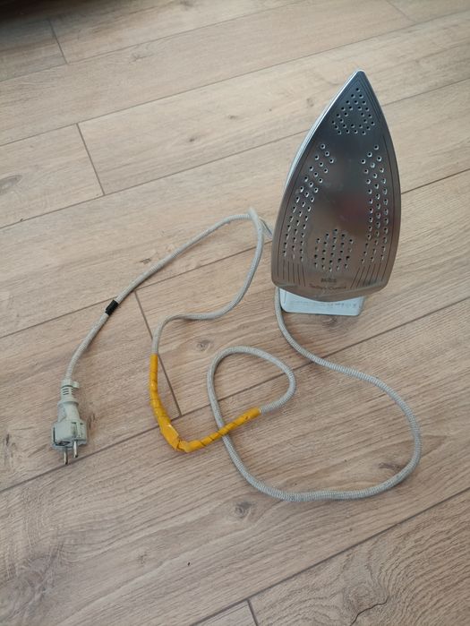 Продам Рабочий Утюг!!!