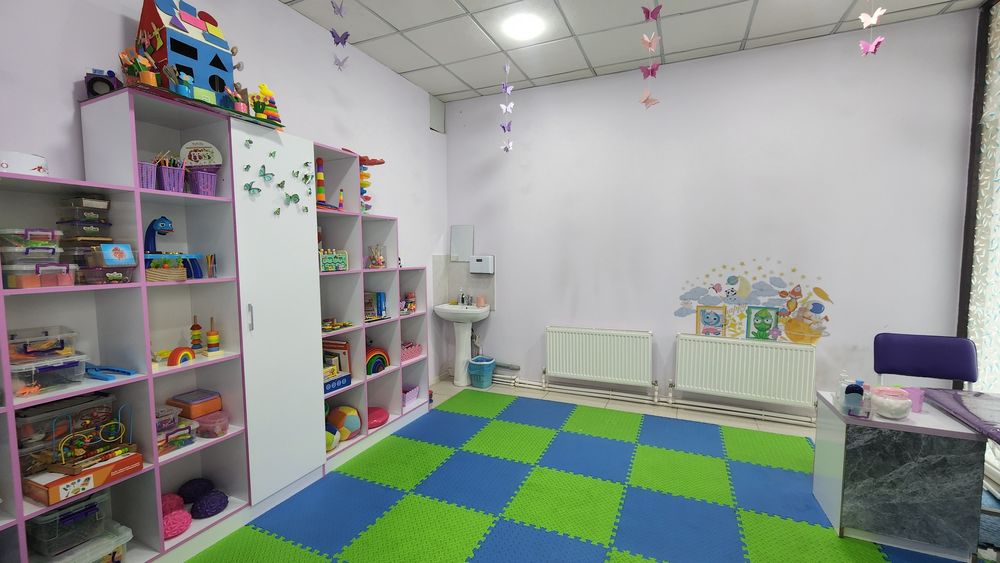 Bolalar klinikasi uchun jihozlar sotiladi