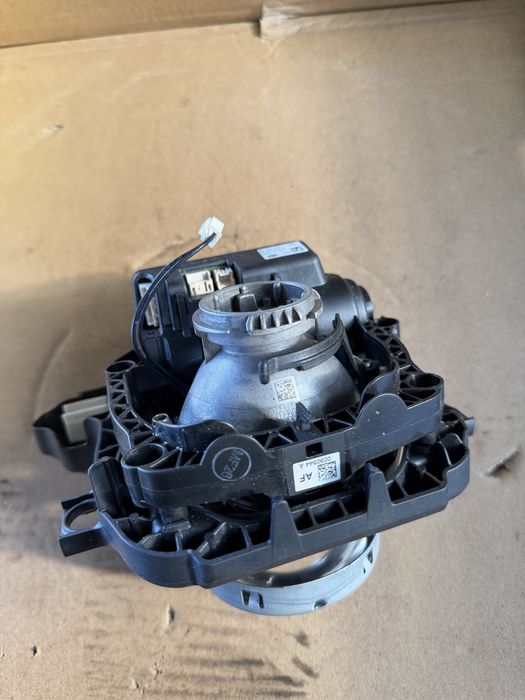 Биксенон проектор Hella – ляв, динамичен фар BMW E60 dynamic