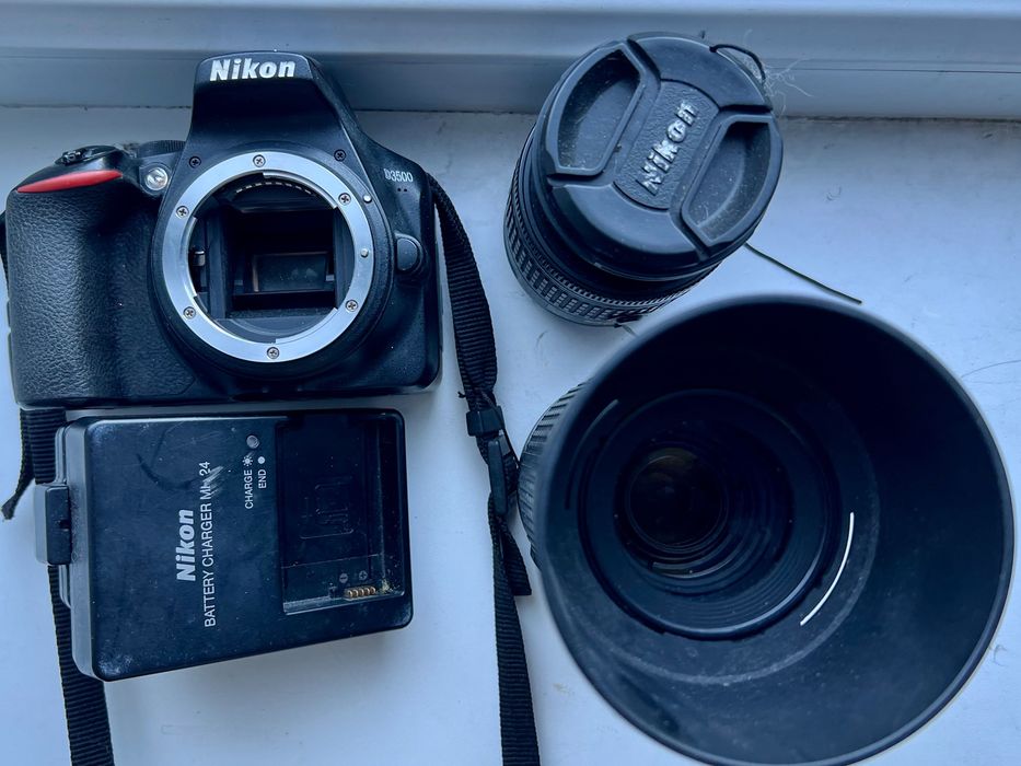 Nikon D3500 + 2 объектива