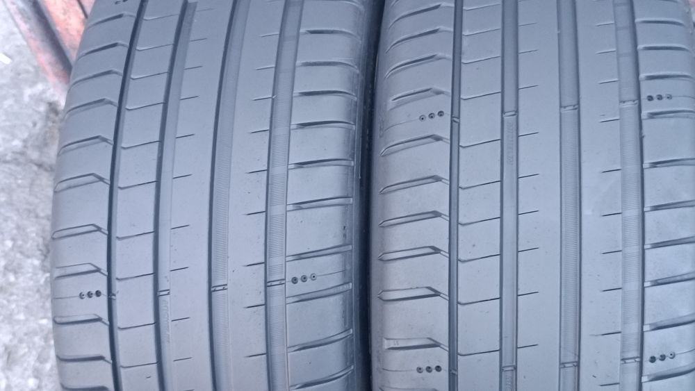 245/40/18 Michelin
