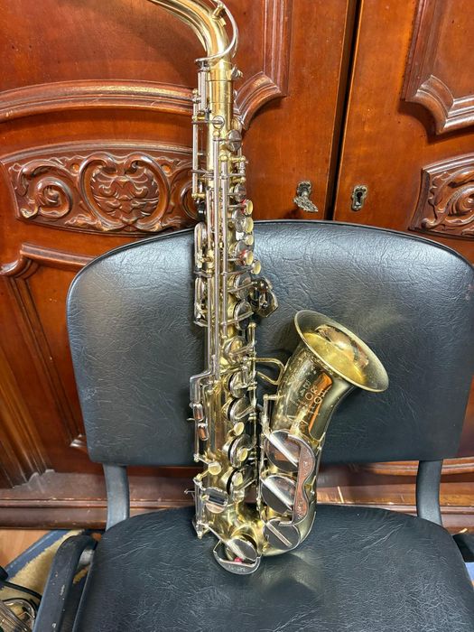 Saxafon  B&H 400
