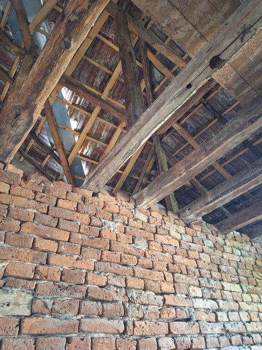 Продава се Къща в Тетевен - 180 кв.м за 170 €/кв.м - Снимка #15