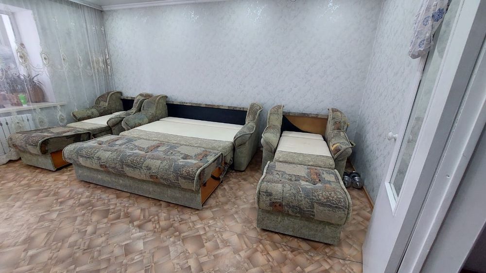 Уголок отдыха для гостинной комноты