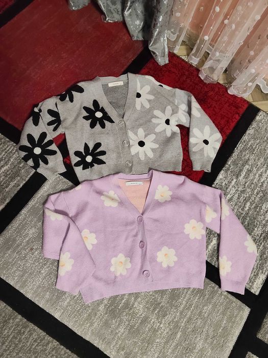 Lot gardigane reserved 7/8 ani