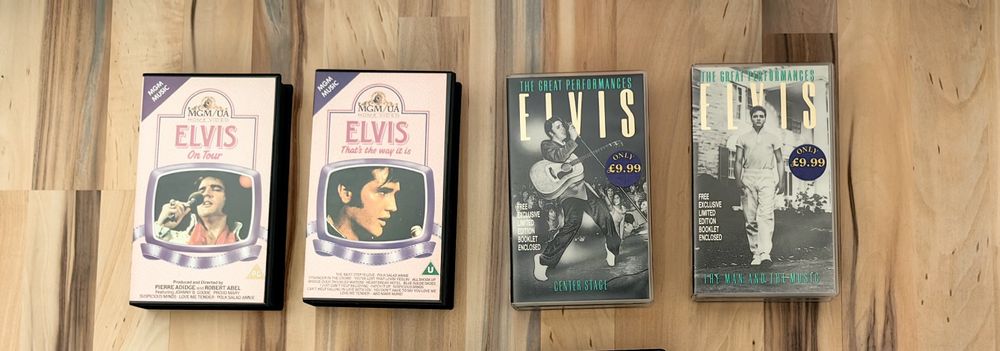 Colecție casete video VCR Elvis Presley în limba engleză