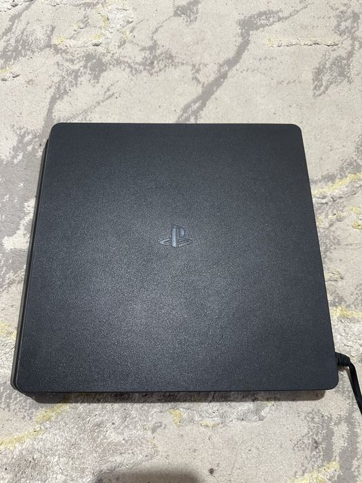 Продам ps4, полная комплектация