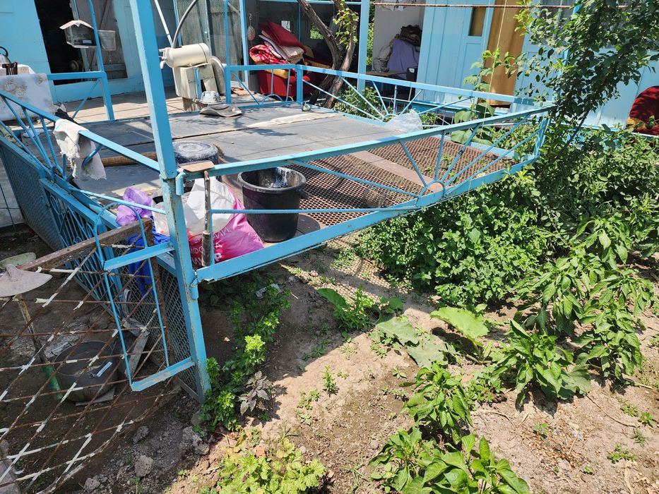 Металлический топчан