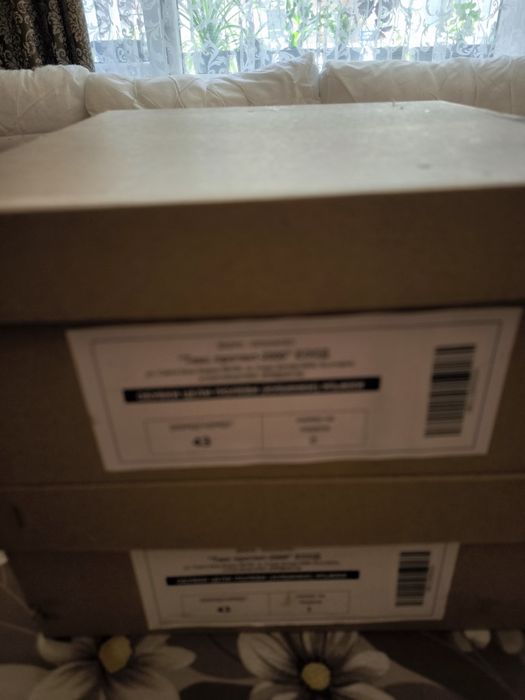 Продавам нови кубинки 43 номер