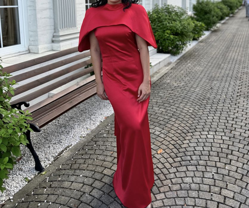 Rochie elegantă roșie