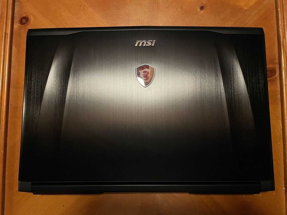 MSI GP72 Leopard Pro (i7-7700HQ, GTX 1070 VRAM 8GB, DDR4 32Gb)