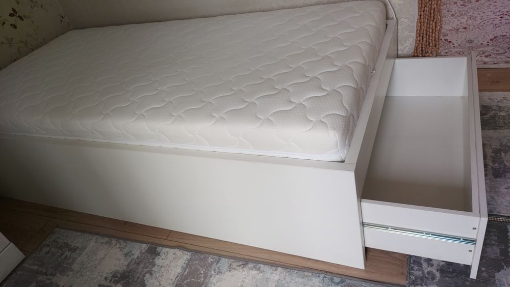 Продам кровать, односпальную