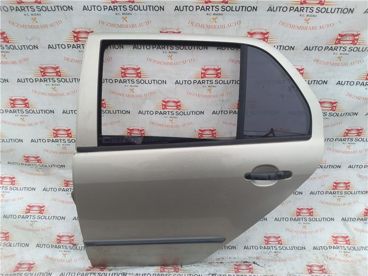 Coltar geam usa stanga spate skoda fabia 1