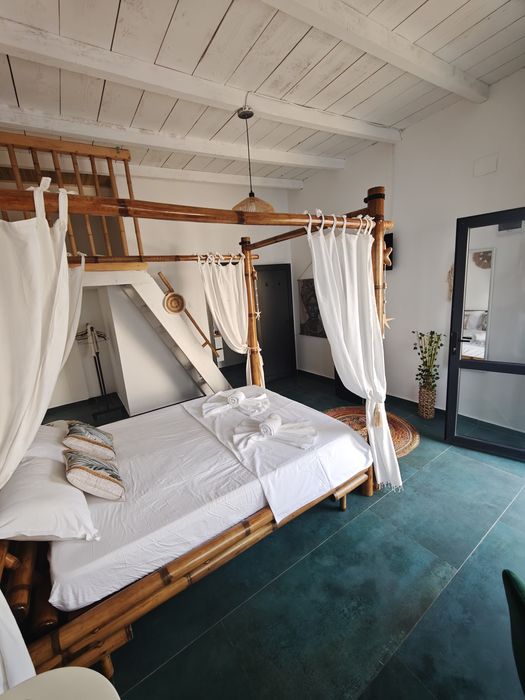Beach Please-Beach Bungalows Costinesti-Cazare in Costinesti , piscina . 2-4 persoane