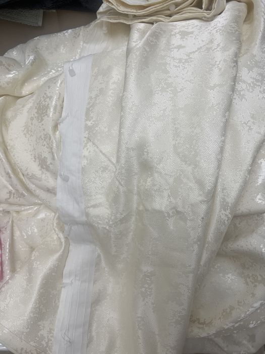 Шторы с двумя комплектами тюля